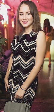 Anna Zhitomir 1710708