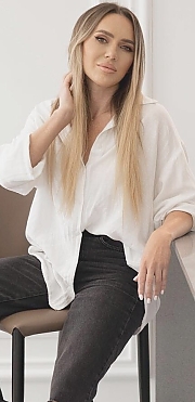 Julia Lviv 2342990