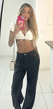 Paola Brazl&acirc;ndia 2395025