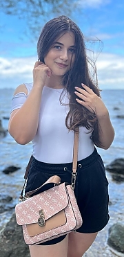 Diana Cherkasy 2405058